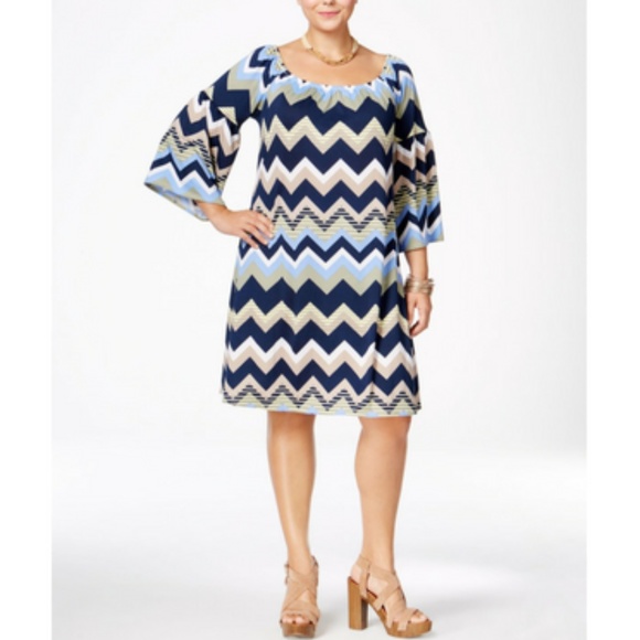 Love Squared Dresses & Skirts - Love Squared Chevron Print Dress Green/Blue